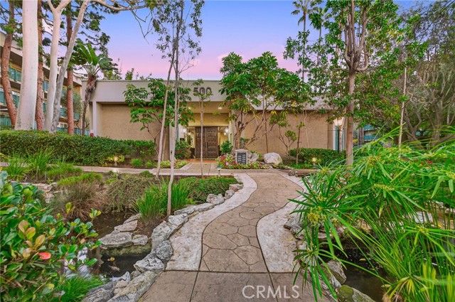 576 N Bellflower 101, Long Beach, CA 90814