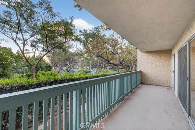 576 N Bellflower 101, Long Beach, CA 90814