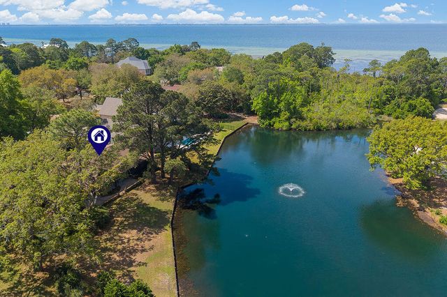 100 Sunset Cove, Niceville, FL 32578