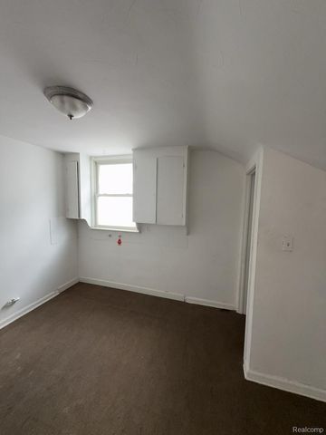 9164 Mendota Street, Detroit, MI 48204