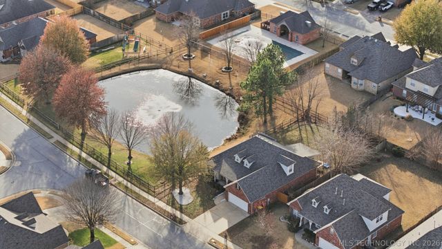 11112 S 3rd Street, Jenks, OK 74037