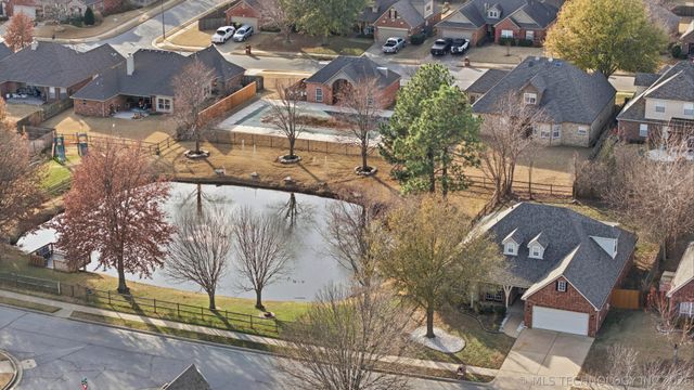 11112 S 3rd Street, Jenks, OK 74037