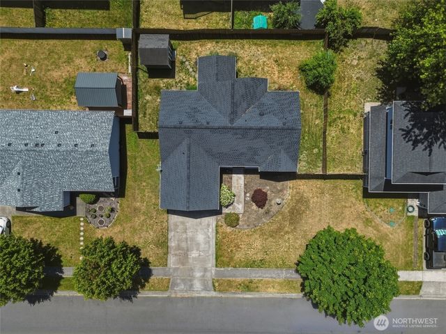 16305 107th Ct SE, Yelm, WA 98597