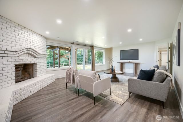 2130 140th Place SE, Bellevue, WA 98007