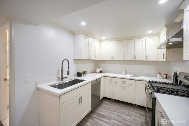 2130 140th Place SE, Bellevue, WA 98007