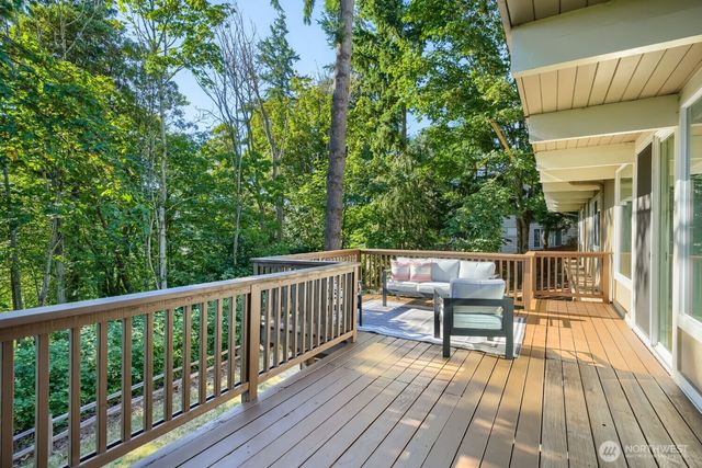 2130 140th Place SE, Bellevue, WA 98007