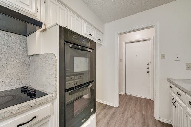 217 Silver Creek Drive, Duncanville, TX 75137