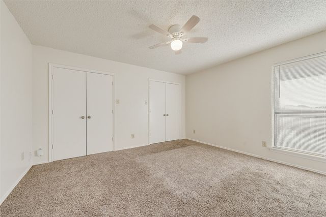 217 Silver Creek Drive, Duncanville, TX 75137