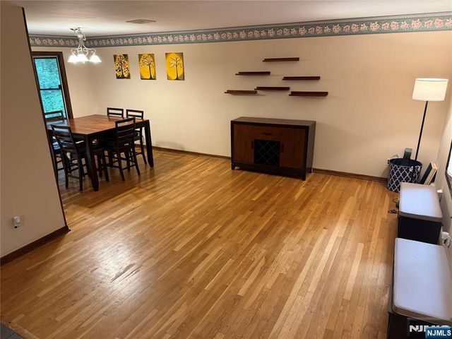36 Lavina Trail, Jefferson Township, NJ 07438