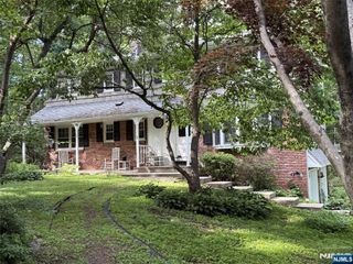 36 Lavina Trail, Jefferson Township, NJ 07438