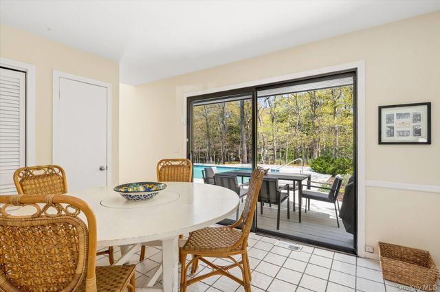 6 Deer Path, Quogue, NY 11959
