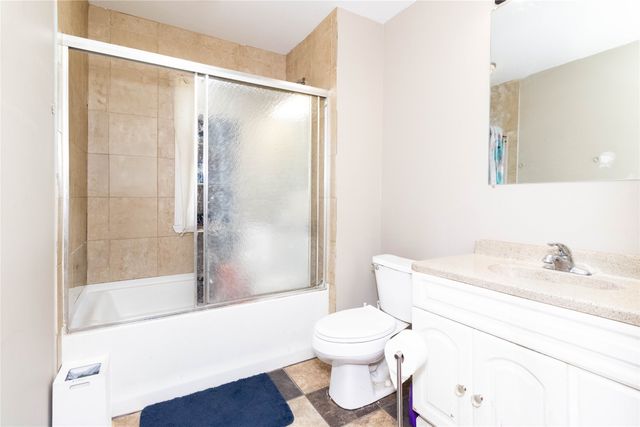 2311 Des Moines Street, Des Moines, IA 50317