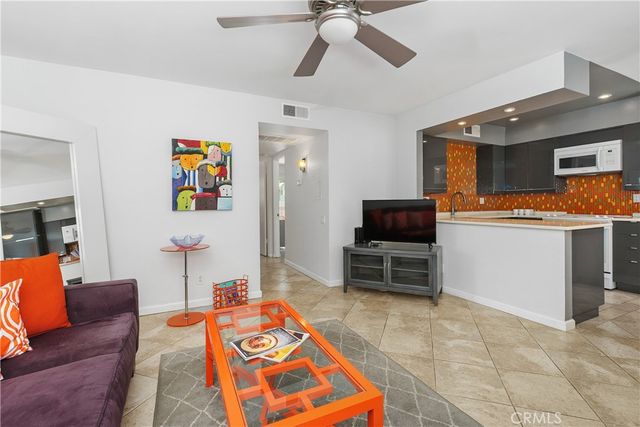 816 E Cottonwood Road 4, Palm Springs, CA 92262