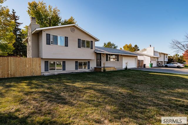 530 N Bob O Link Drive, Idaho Falls, ID 83401