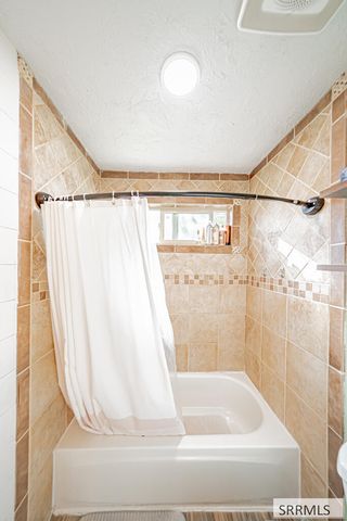 530 N Bob O Link Drive, Idaho Falls, ID 83401