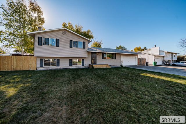 530 N Bob O Link Drive, Idaho Falls, ID 83401