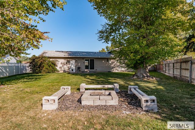 530 N Bob O Link Drive, Idaho Falls, ID 83401