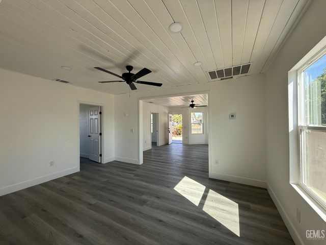 505 Jeffrey Street, Bakersfield, CA 93305