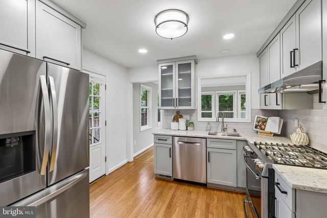 305 ASHBY ST, Alexandria, VA 22305