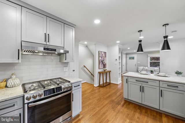 305 ASHBY ST, Alexandria, VA 22305