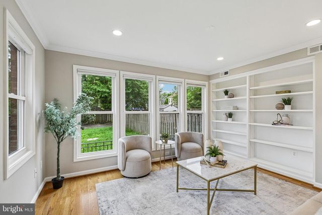 305 ASHBY ST, Alexandria, VA 22305