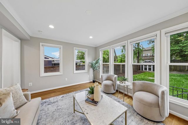 305 ASHBY ST, Alexandria, VA 22305