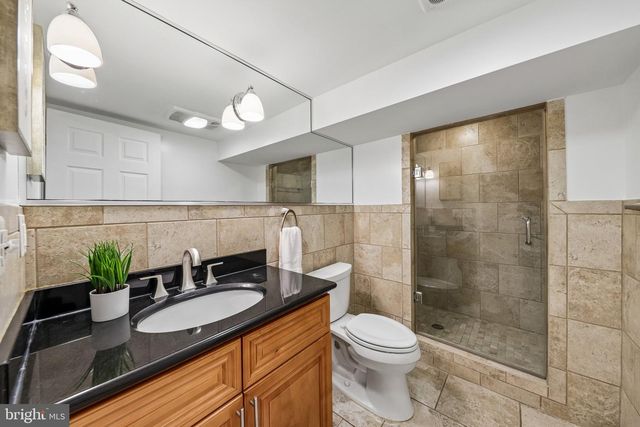 305 ASHBY ST, Alexandria, VA 22305