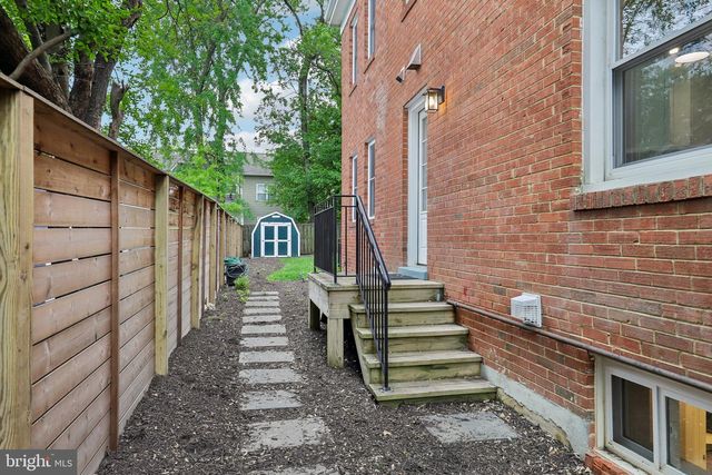 305 ASHBY ST, Alexandria, VA 22305
