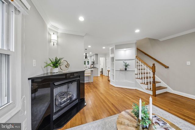 305 ASHBY ST, Alexandria, VA 22305