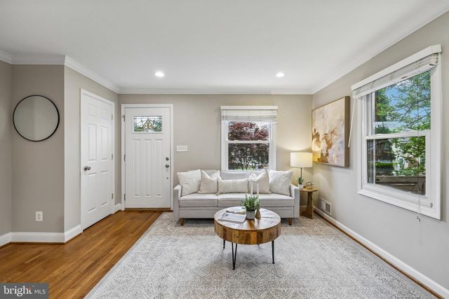 305 ASHBY ST, Alexandria, VA 22305
