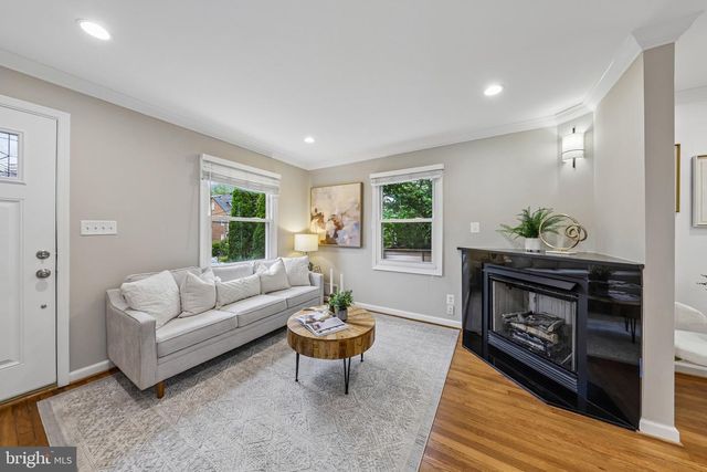 305 ASHBY ST, Alexandria, VA 22305