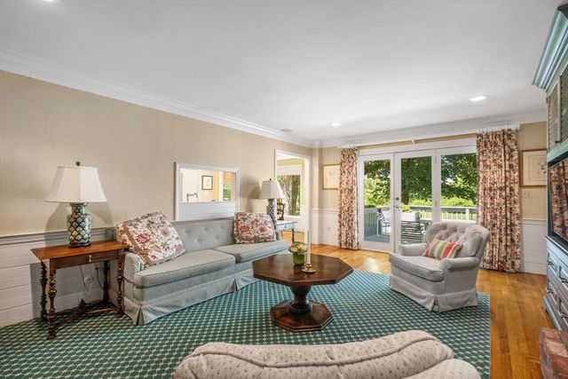 125 Oxbow Road, Needham, MA 02492