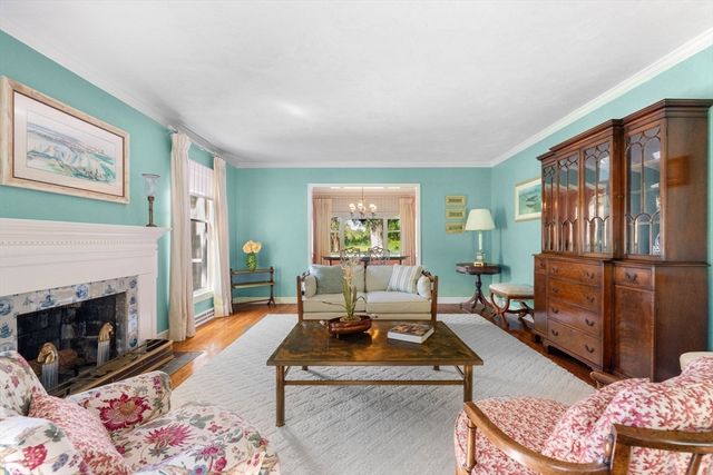 125 Oxbow Road, Needham, MA 02492