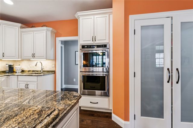 103 Waterside Dr, Chippewa Twp, PA 15010
