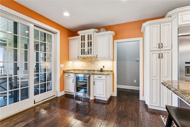 103 Waterside Dr, Chippewa Twp, PA 15010