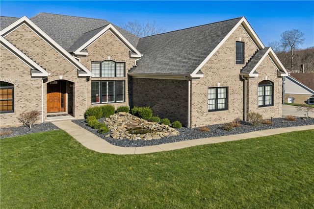 103 Waterside Dr, Chippewa Twp, PA 15010