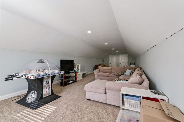 103 Waterside Dr, Chippewa Twp, PA 15010