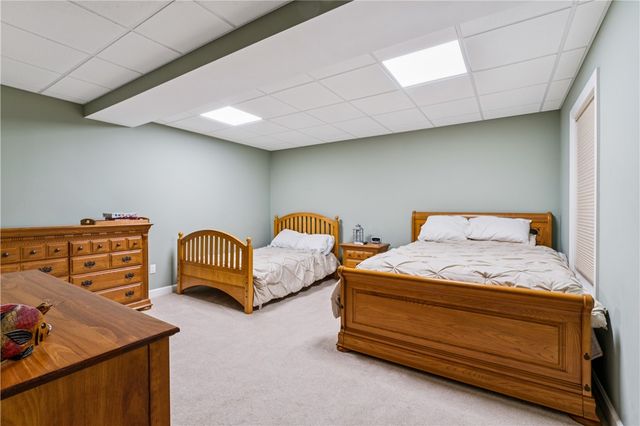 103 Waterside Dr, Chippewa Twp, PA 15010