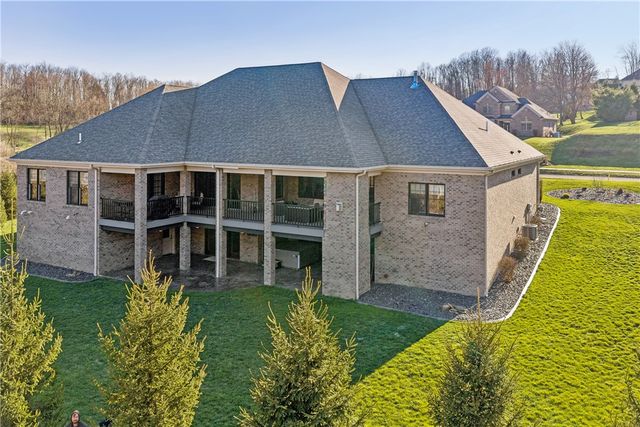 103 Waterside Dr, Chippewa Twp, PA 15010