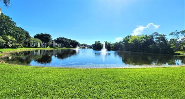 820 Lavers Circle G306, Delray Beach, FL 33444
