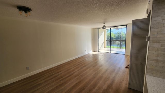 820 Lavers Circle G306, Delray Beach, FL 33444