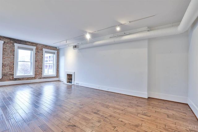 1203 Vine Street, Cincinnati, OH 45202
