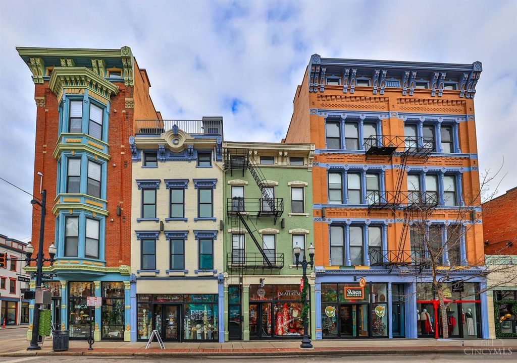 1203 Vine Street, Cincinnati, OH 45202