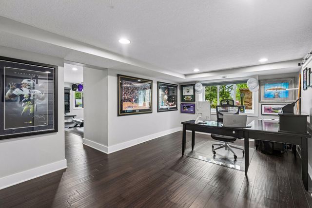 2900 Skyline Drive, Eagan, MN 55121