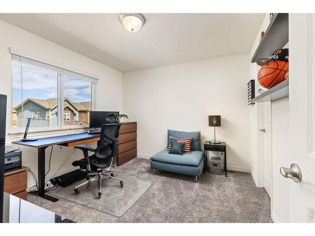 1324 Country Ct, Longmont, CO 80501