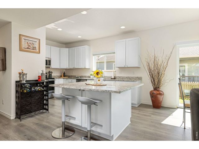1324 Country Ct, Longmont, CO 80501