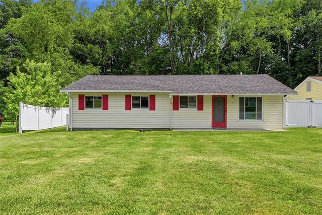 225 Sandalwood Dr, Cranberry Twp, PA 16066