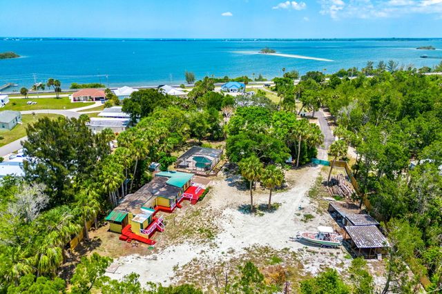 7680 Highway 1, Micco, FL 32976