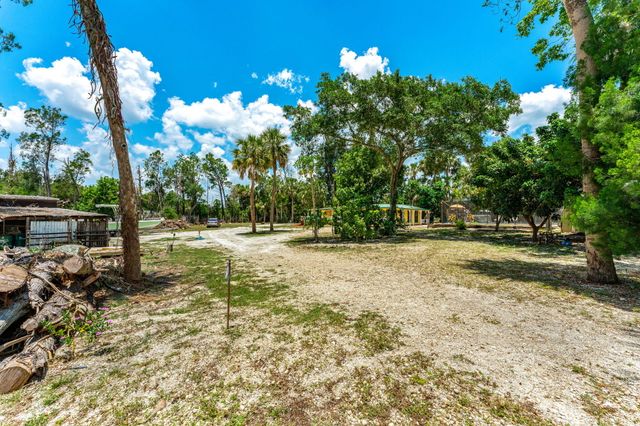 7680 Highway 1, Micco, FL 32976
