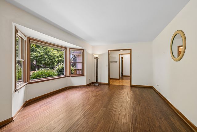 730 Yorktown Drive, Algonquin, IL 60102